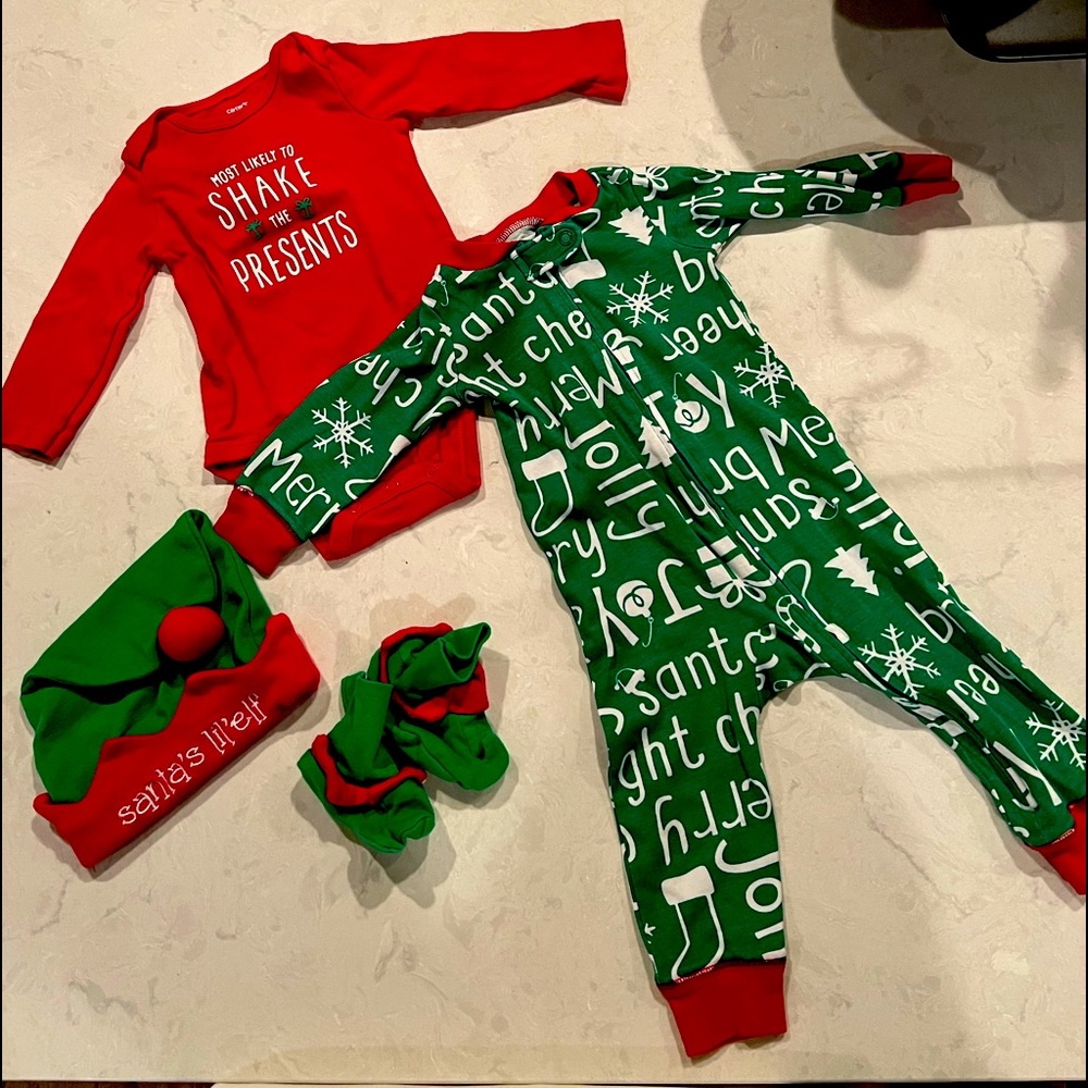 Bundle (4 pieces) Christmas Footies Onesies Hat and Socks